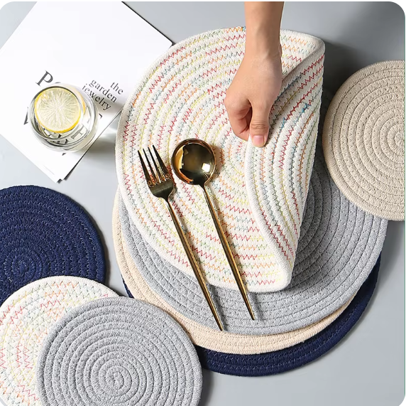 DEMI COTTON ROUND PLACEMAT